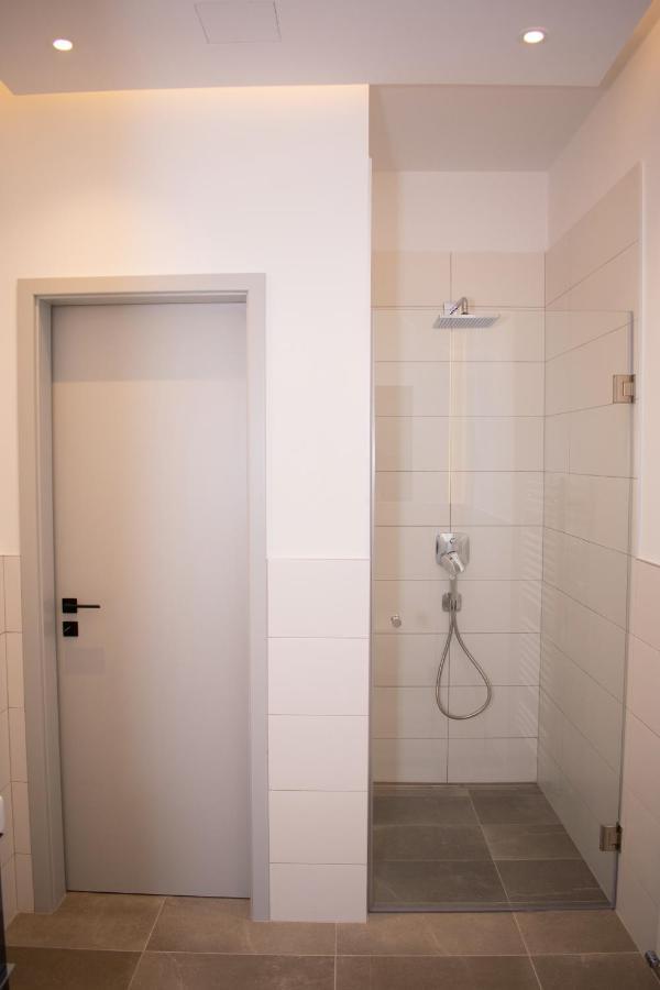 Luxury Cozy 2 Bdr Downtown Apt.5 Budapest Exterior photo